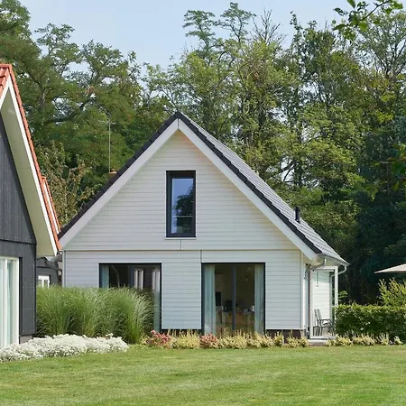 Villapark Ehzerburg Holiday park *