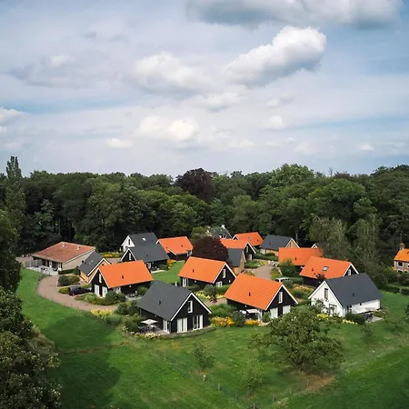 Vakantiepark Villapark Ehzerburg Almen