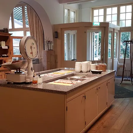 Villapark Ehzerburg * 阿尔门