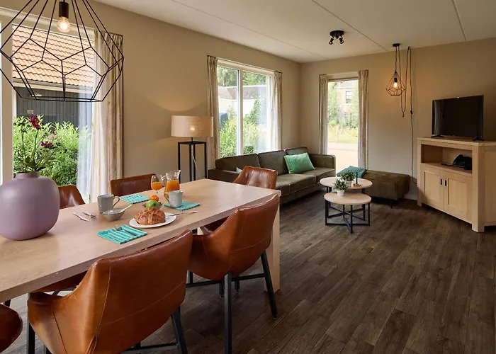 Villapark Ehzerburg 假日公园 *